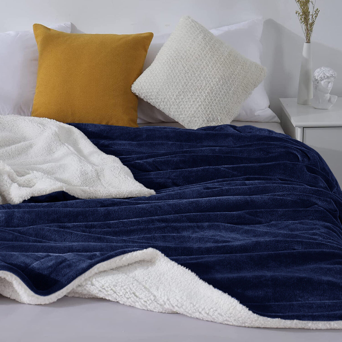 Large Sherpa Fleece Blanket 400 Gsm Super Soft Reversible Warm Sofa Bed Throws