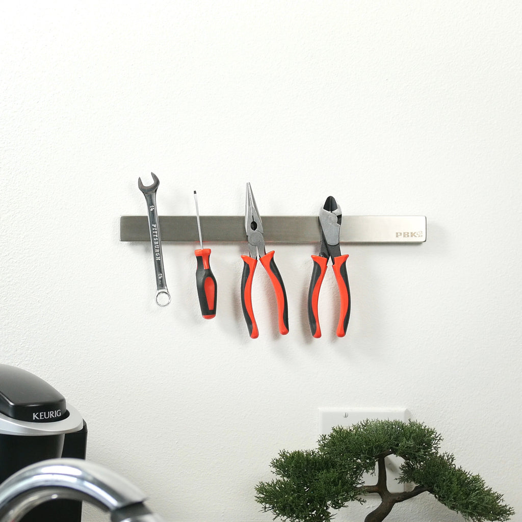 Wall-Mount Magnetic Knife Storage Holder Chef Rack Strip Utensil Kitchen Tool